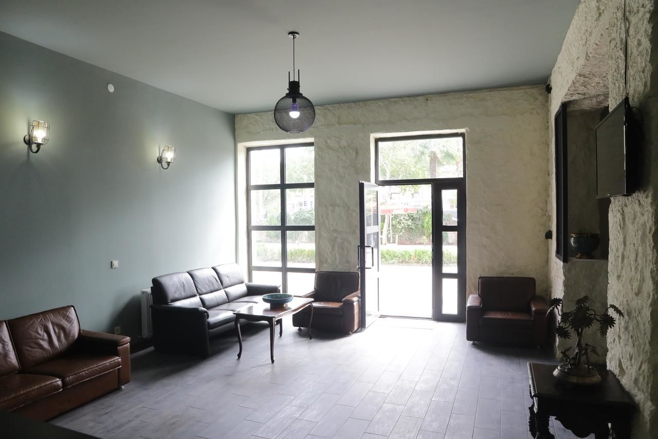 Отель Hotel AGUNA Кутаиси-4