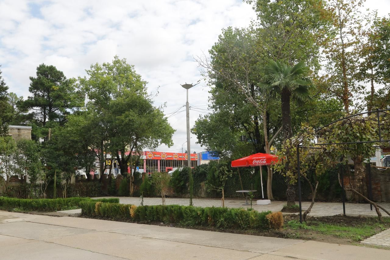 Отель Hotel AGUNA Кутаиси-23