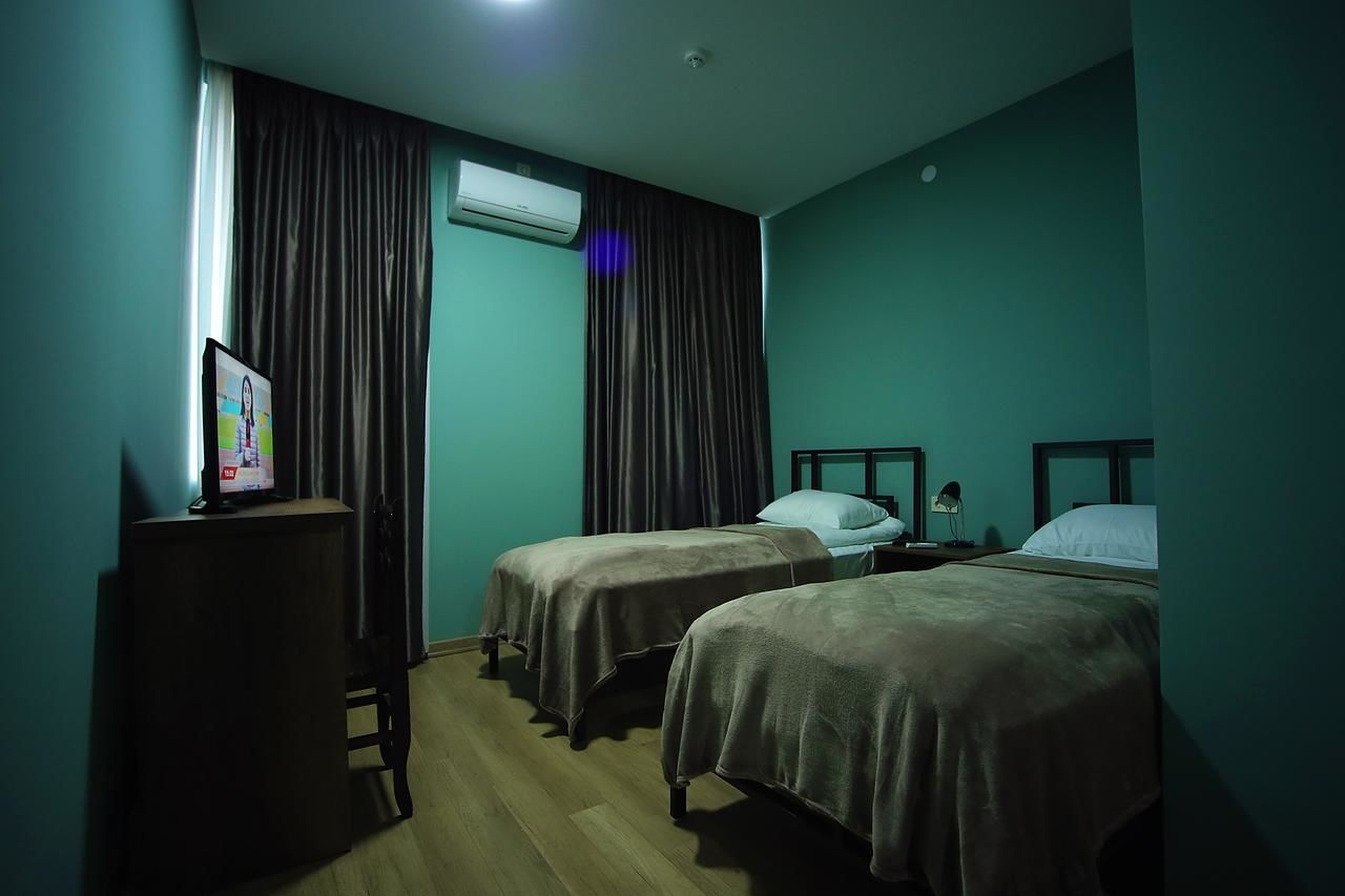 Отель Hotel AGUNA Кутаиси-11